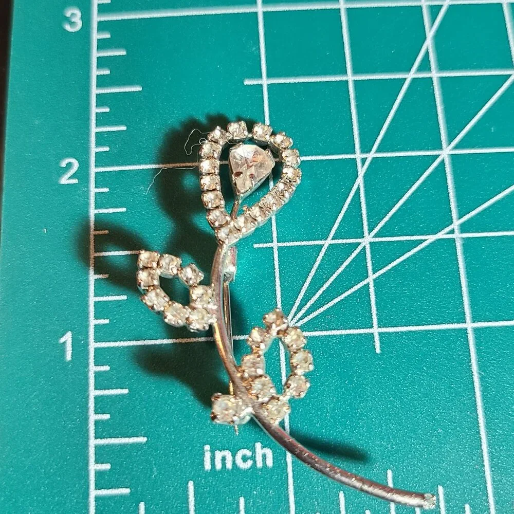 Vintage Brooch For Sale ✅Fast Shipping ✅ ✅USPS Tracking✅ ✅Private Offers…